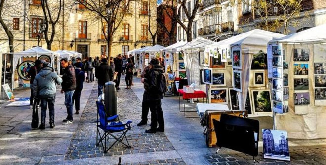 Mercadillo De Pintores Turismo Madrid