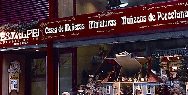 tienda de muñecas antiguas