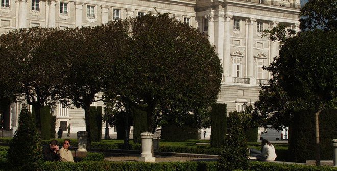 Jardines De La Plaza De Oriente