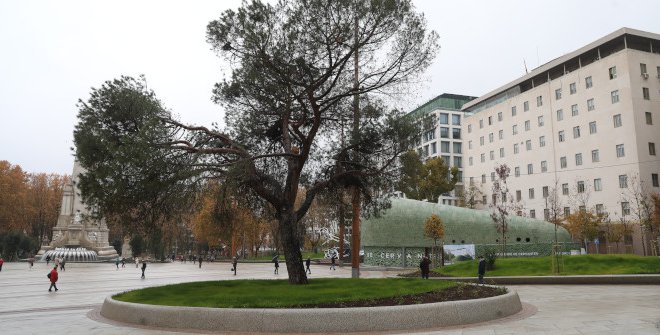 スペイン広場 プラサ デ エスパーニャ Plaza De Espana マドリード観光