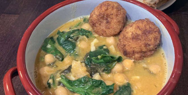 Asi Se Hace El Potaje De Vigilia Turismo Madrid